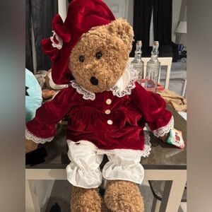 Vintage JCPenney Holiday Collection Golden Bear Co. Ltd. Plush Bear